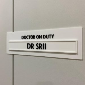 Lasercut Acrylic Sign_Starhill Clinic