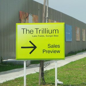 Directional Sign_The Trillium