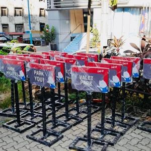 Standee_Lot10